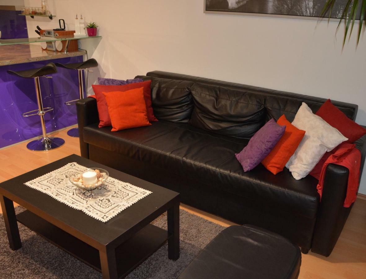 Apartman Zderadova Brünn Exterior foto