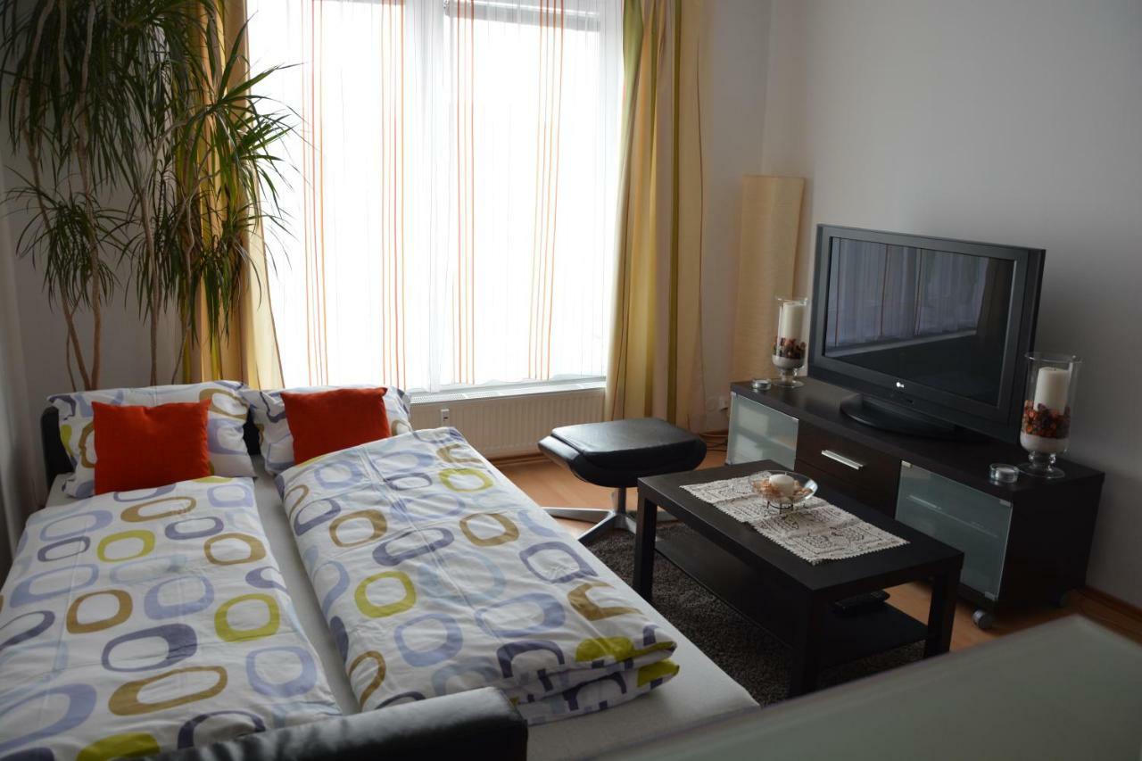Apartman Zderadova Brünn Exterior foto