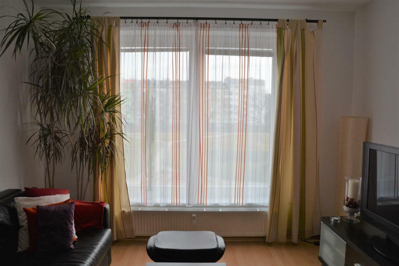 Apartman Zderadova Brünn Exterior foto